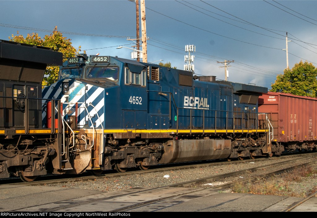 BCOL 4652